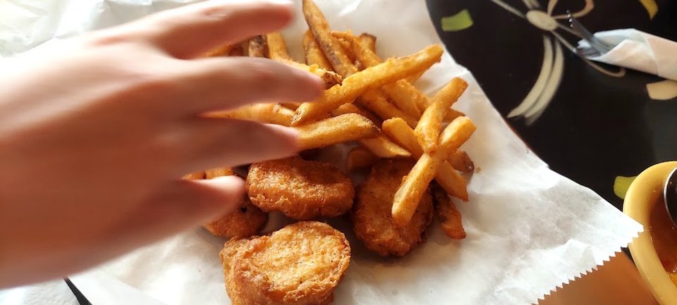 Kids Chicken Nuggets with Fries