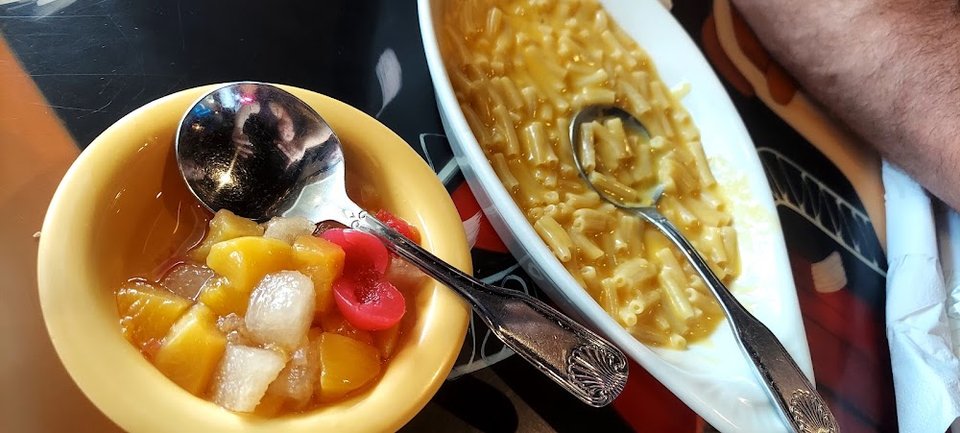 Kids Fruit Cup with Mac & Cheese